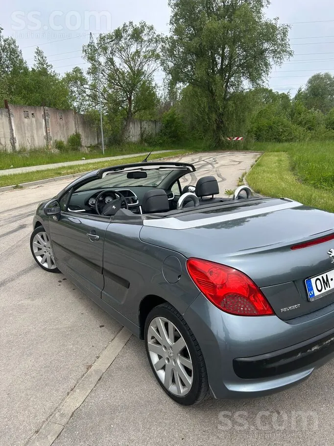 Peugeot 207 2008 photo 3