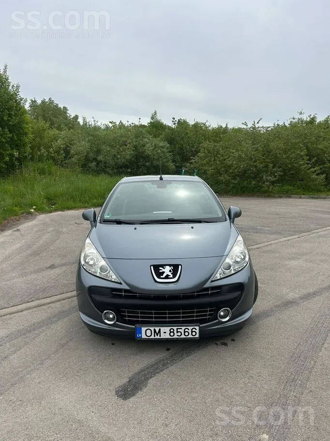 Peugeot 207 2008 photo 4