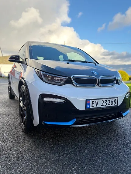 BMW I3