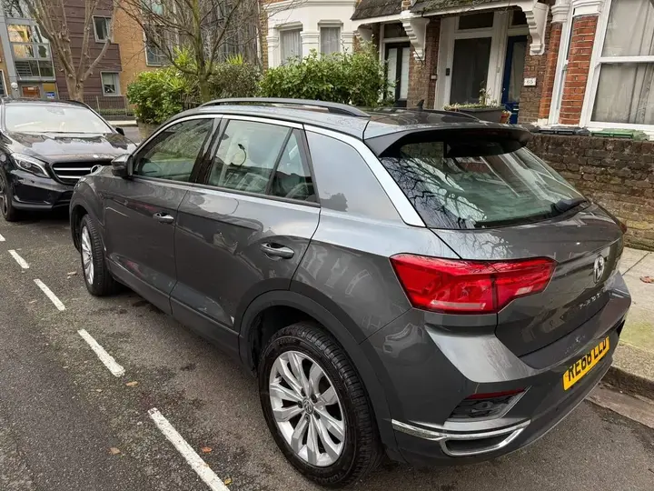 Volkswagen T-Roc 2018 photo 3