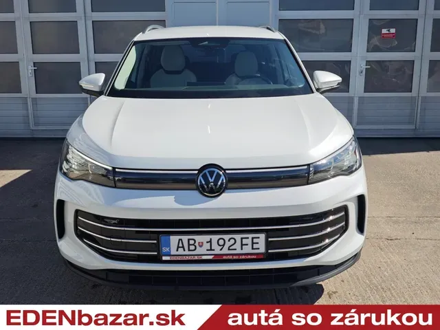 Volkswagen Tiguan 2025 photo 3