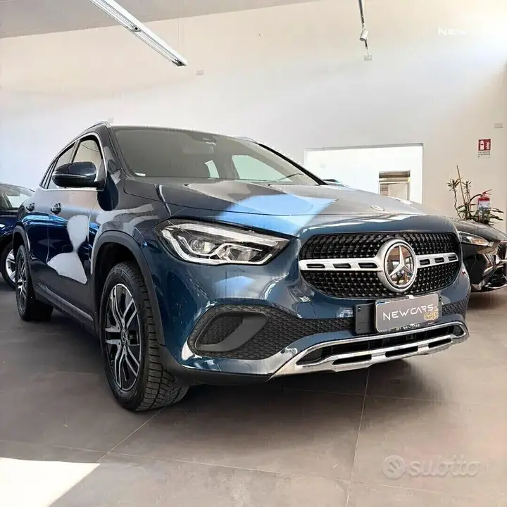Mercedes-Benz Gla 2023 photo 3