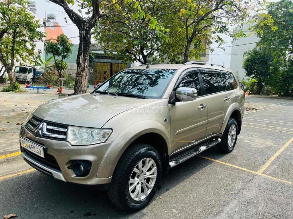 Mitsubishi Pajero Sport 2015 photo 4
