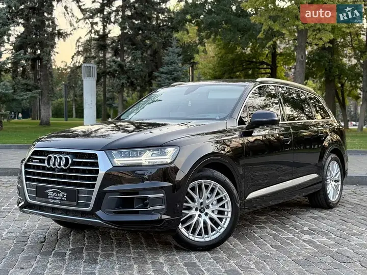 Audi Q7 2016 photo 5
