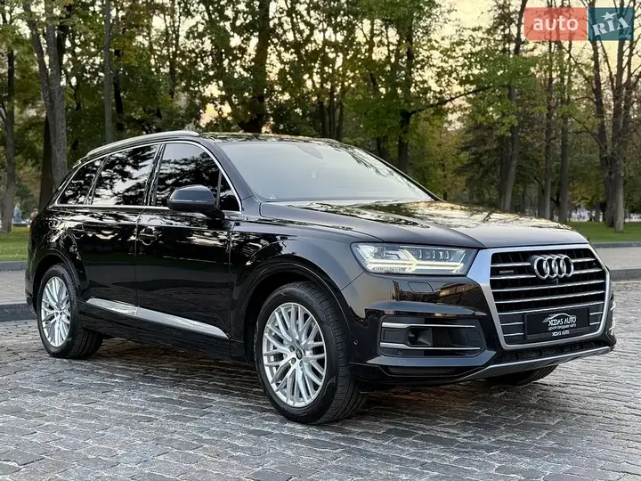 Audi Q7 2016 photo 3
