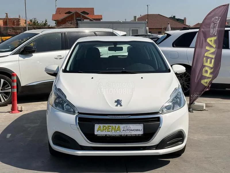 Peugeot 208 2019 photo 3
