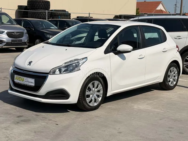 Peugeot 208 2019 photo 2