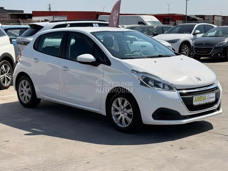 Peugeot 208 2019 photo 4