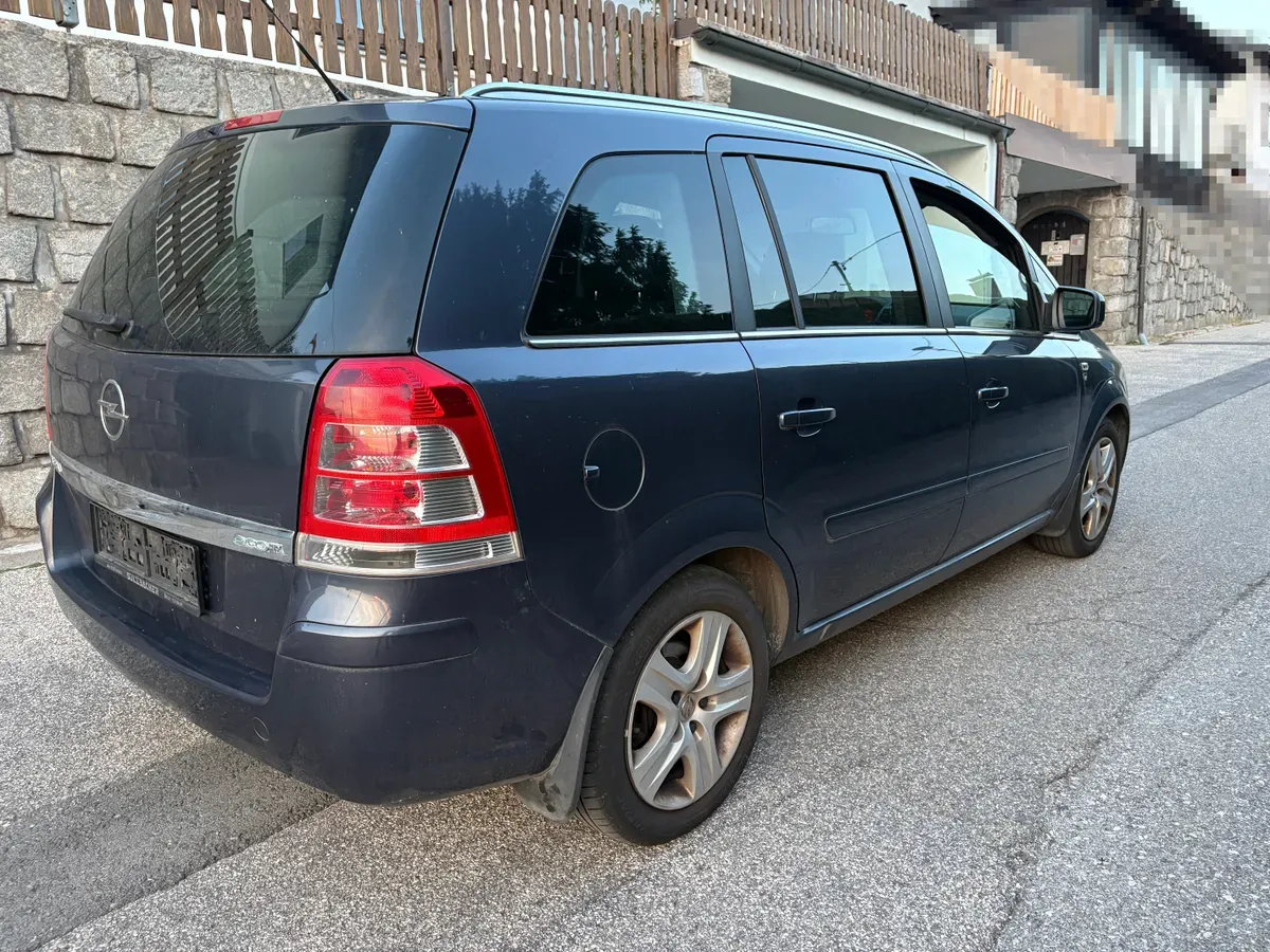 Opel Zafira