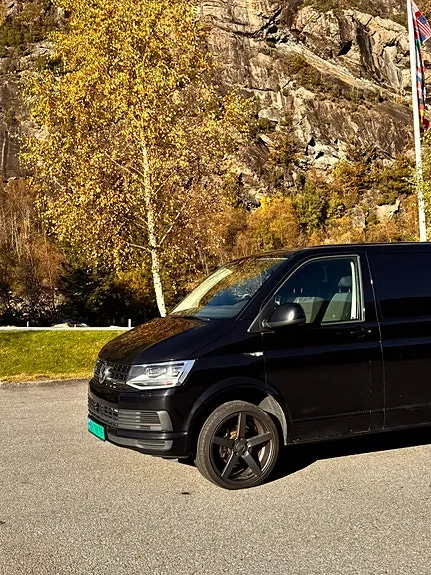 Volkswagen Transporter 2018 photo 3