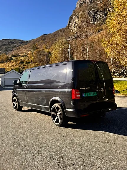 Volkswagen Transporter 2018 photo 5