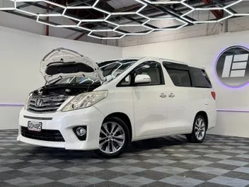 Toyota Alphard 2010 photo 4