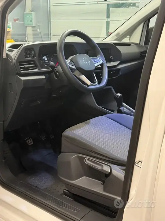 Volkswagen Caddy 2021 photo 3