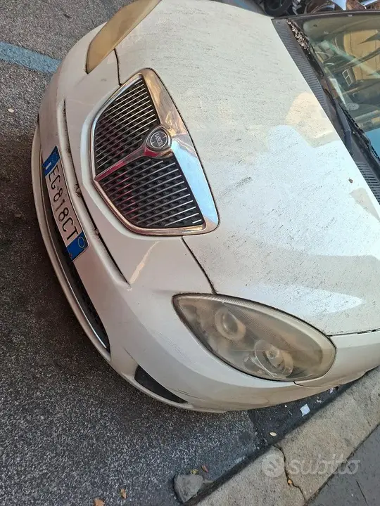 Lancia Y 2011 photo 4
