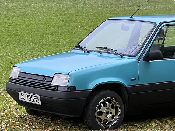 Renault 5 1986 photo 4