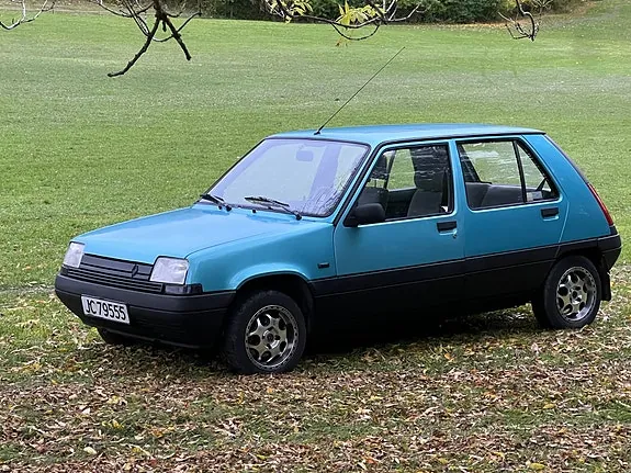 Renault 5 1986 photo 3