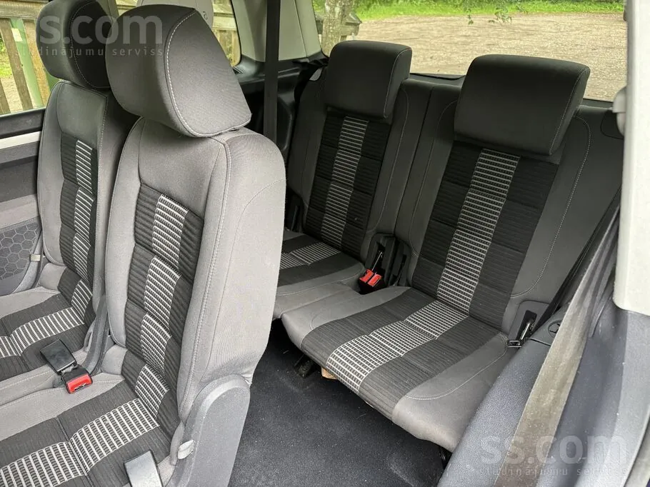 Volkswagen Touran 2008 photo 5