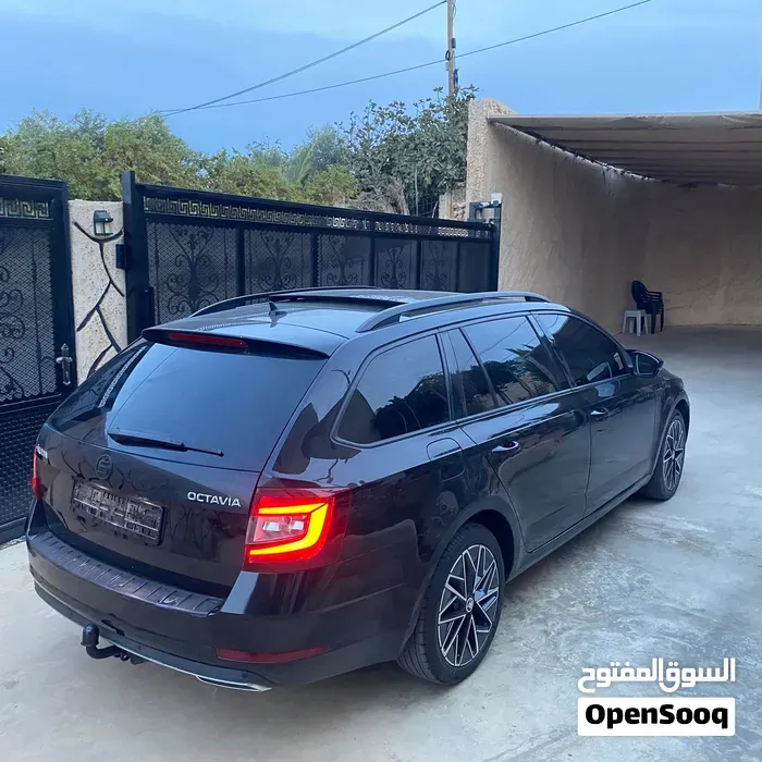 Skoda Octavia 2018 photo 2