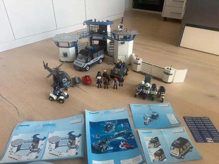 Playmobil Police Station