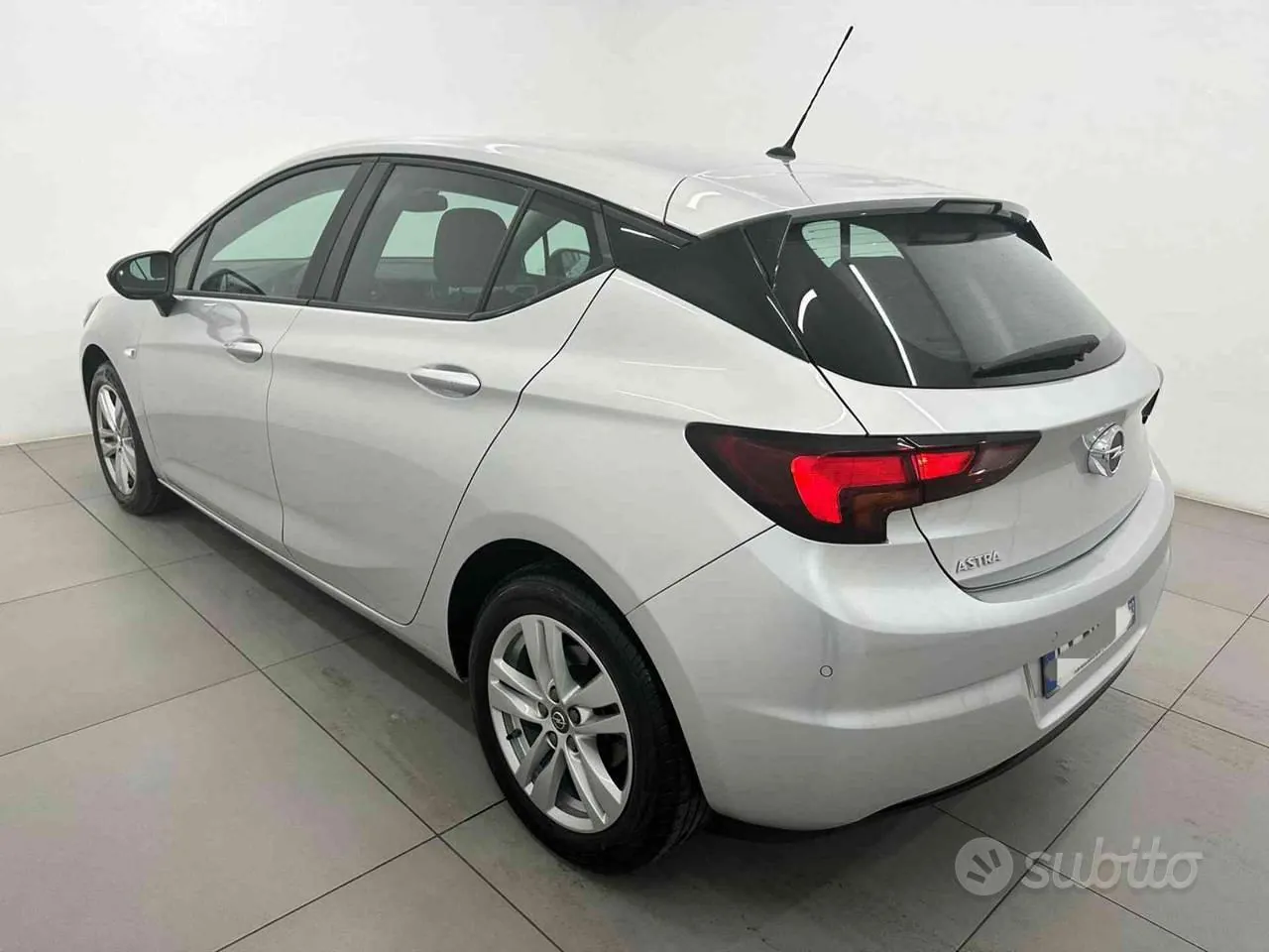 Opel Astra 2021 photo 3