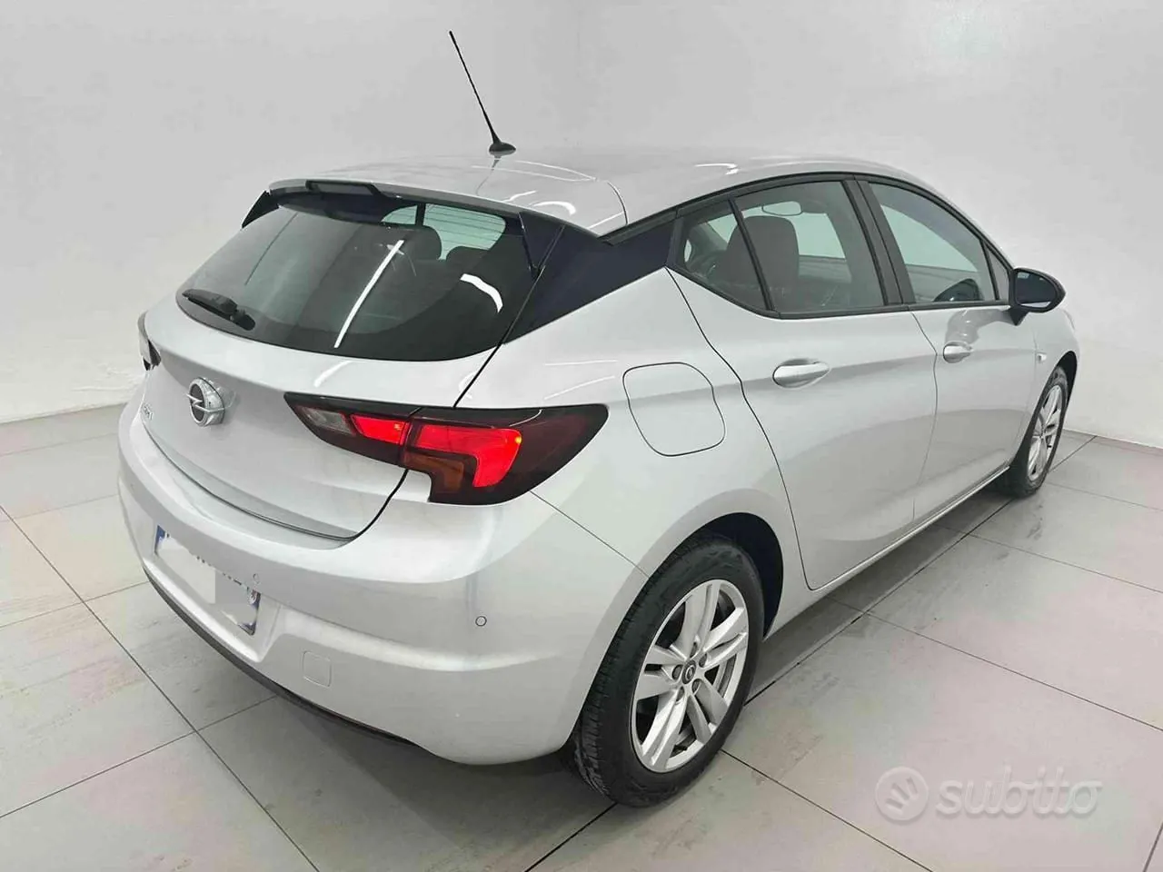 Opel Astra 2021 photo 4