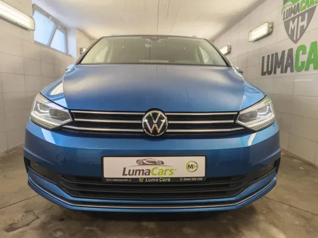 Volkswagen Touran 2023 photo 2