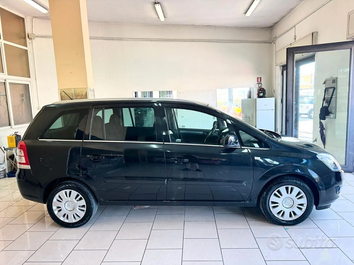 Opel Zafira 2013 photo 3