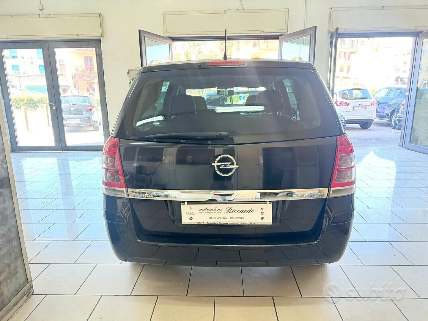 Opel Zafira 2013 photo 2