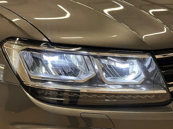 Volkswagen Tiguan 2019 photo 2