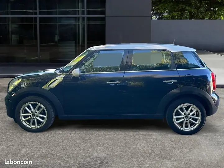 Mini Countryman 2015 photo 2