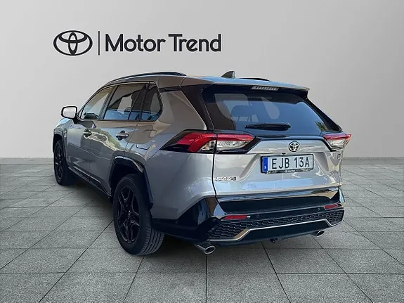 Toyota Rav4 Plug-In Hybrid 2026 photo 3
