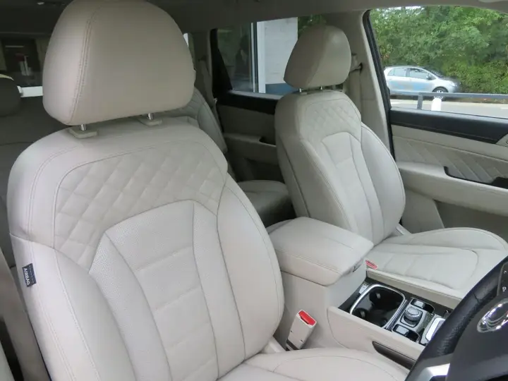 KG Mobility Rexton 2018 photo 2