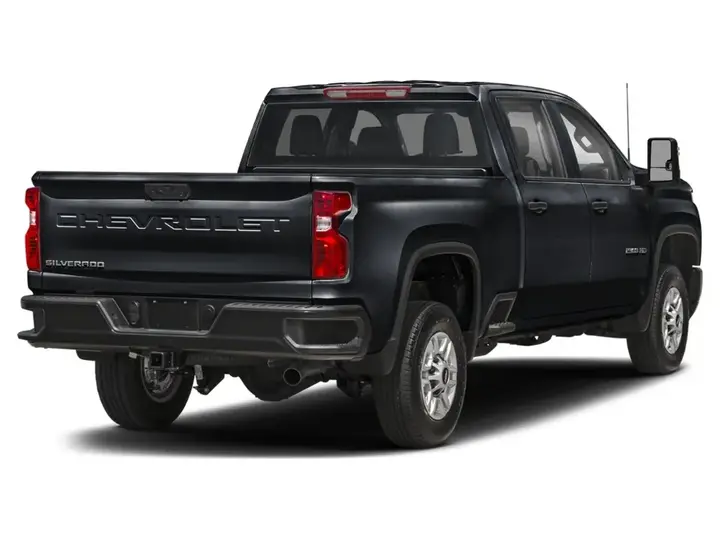 Chevrolet Silverado 2026 photo 2