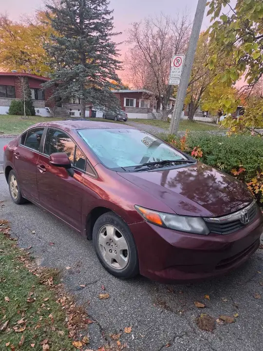 Honda Civic 2012 photo 2