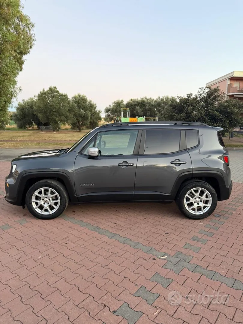 Jeep Renegade 2022 photo 4