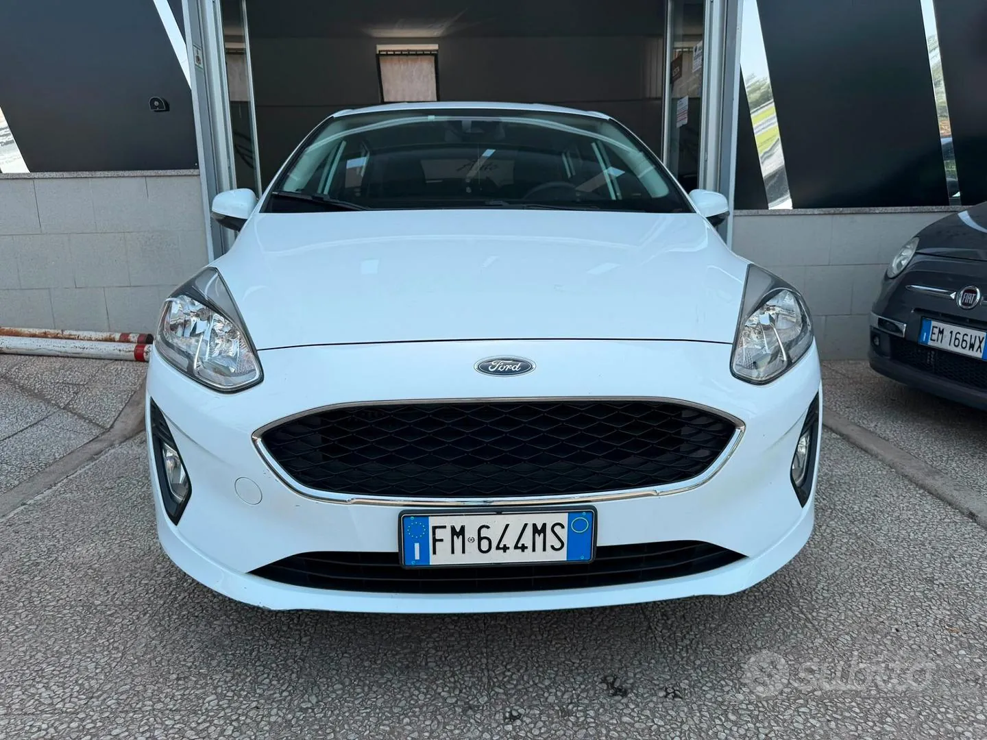 Ford Fiesta 2018 photo 2