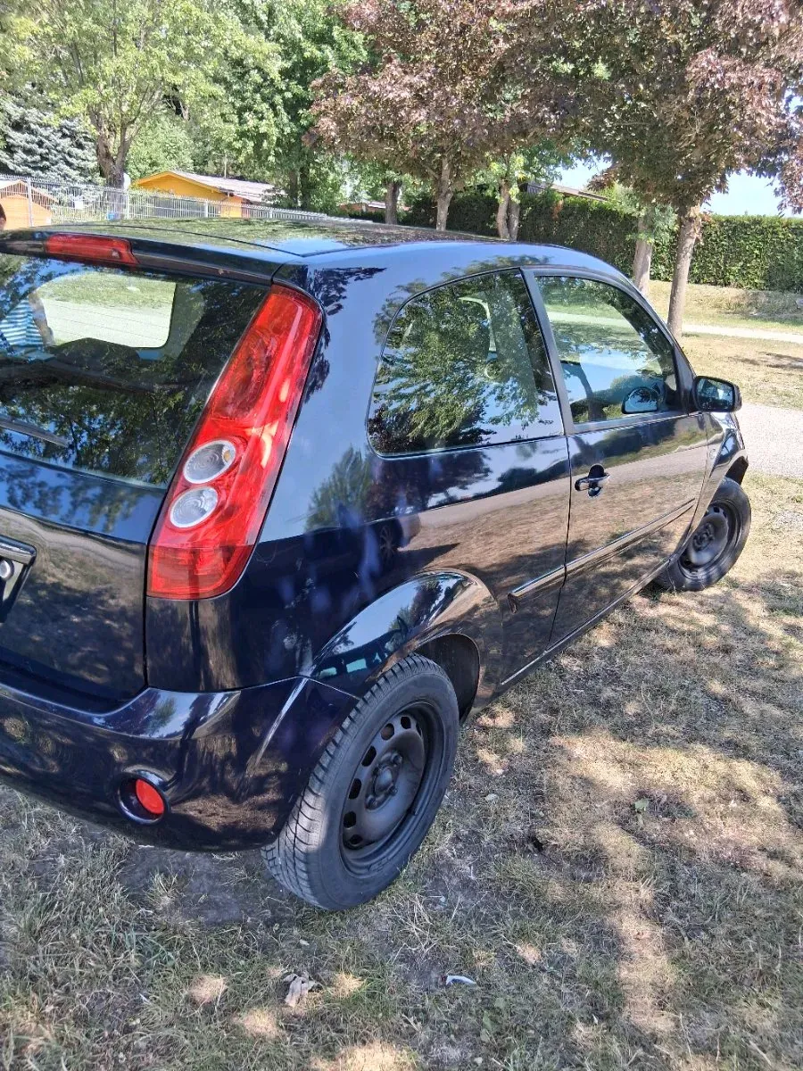 Ford Fiesta 2007 photo 3