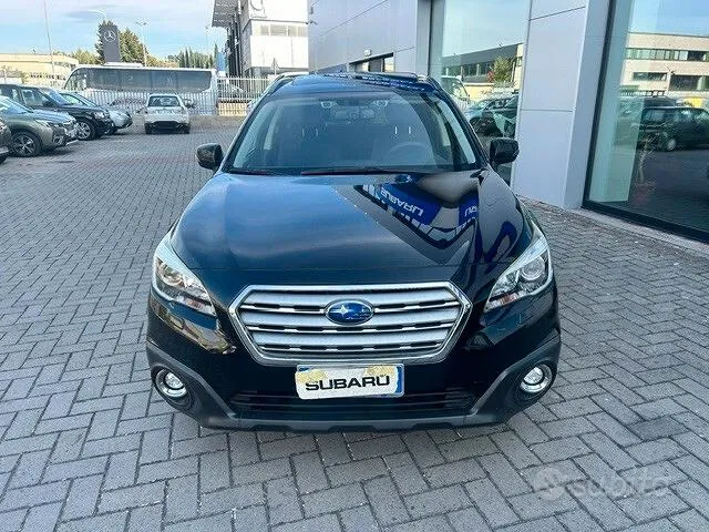 Subaru Outback 2018 photo 2
