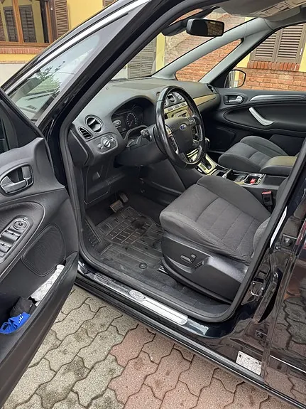 Ford S-Max 2012 photo 5