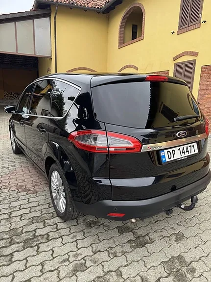 Ford S-Max 2012 photo 3
