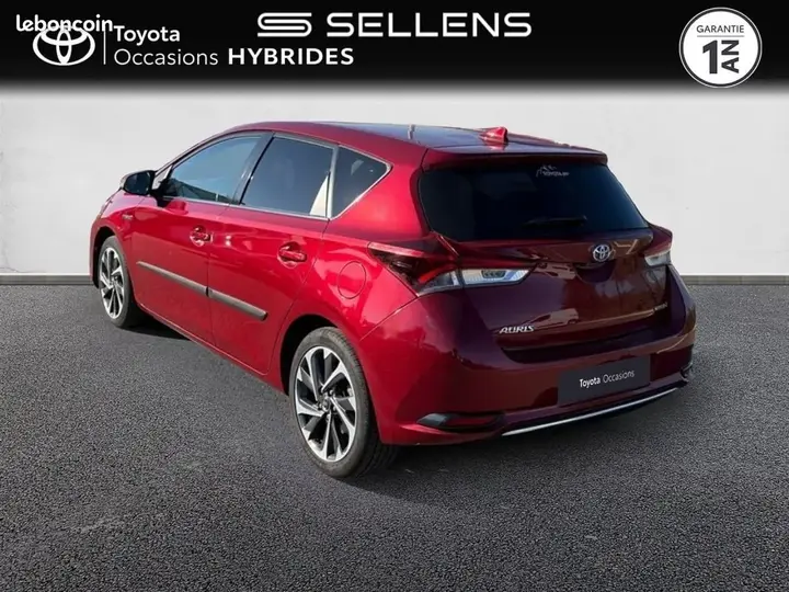 Toyota Auris 2017 photo 2