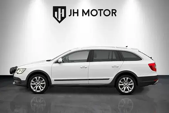 Skoda Superb 2015 photo 3