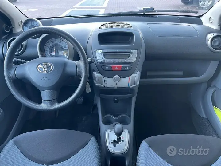 Toyota Aygo 2006 photo 2