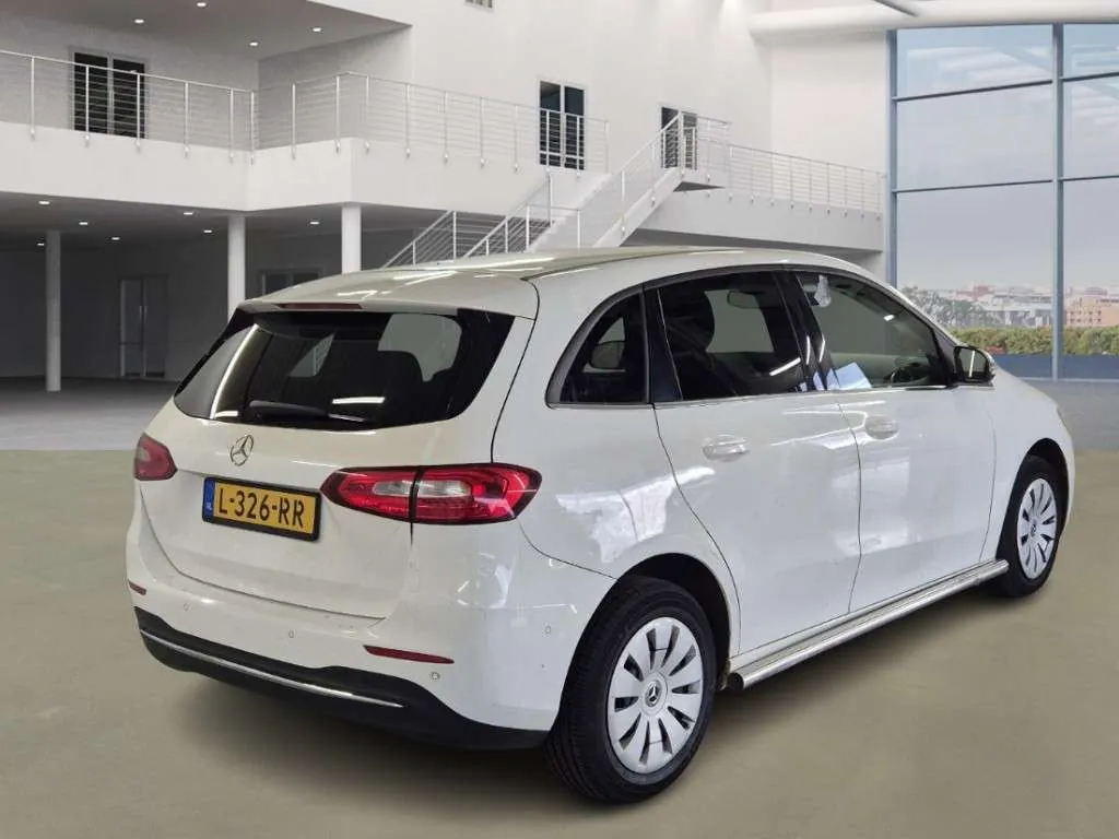 Mercedes-Benz B-Class 2021 photo 3