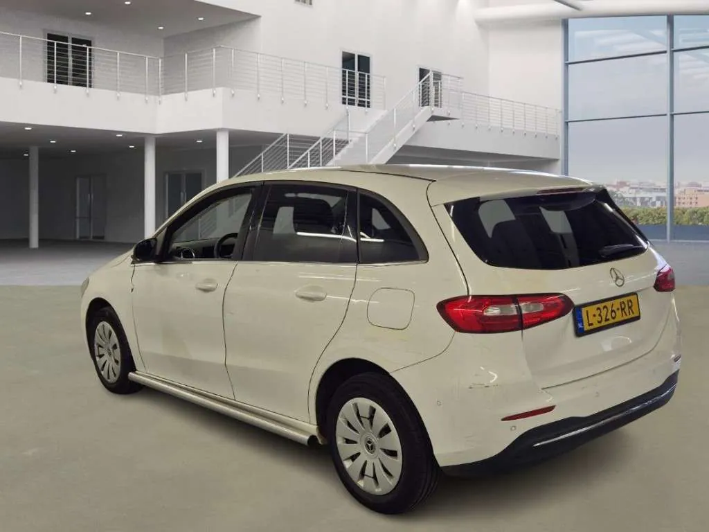 Mercedes-Benz B-Class 2021 photo 4