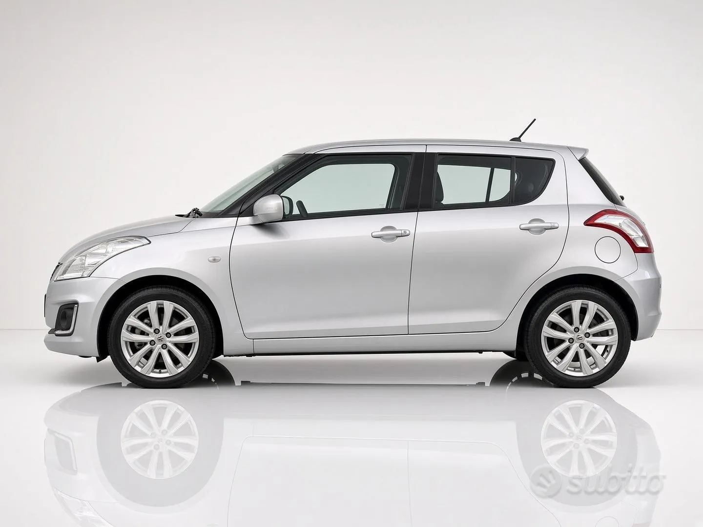 Suzuki Swift 2015 photo 5