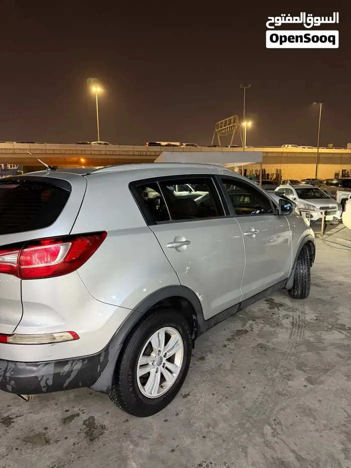 Kia Sportage 2012 photo 2