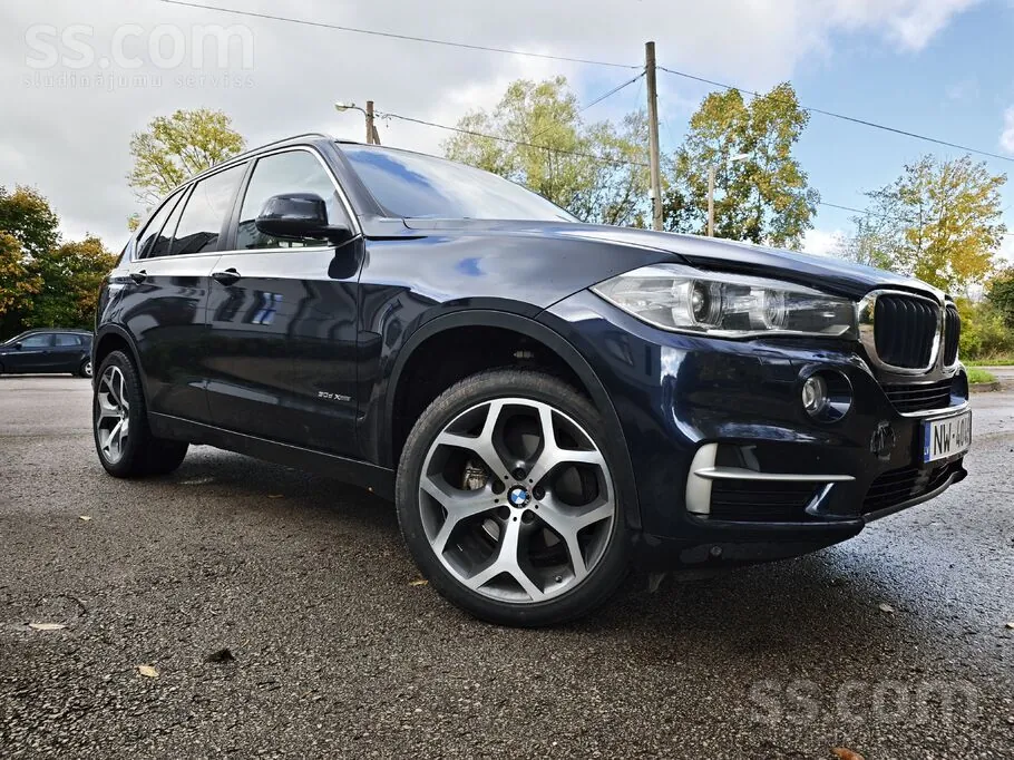 BMW X5 2015 photo 2
