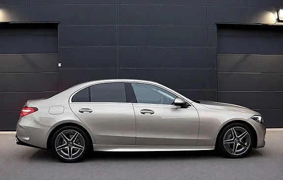 Mercedes-Benz C220 D 2024 photo 2