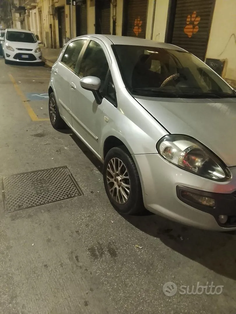 Fiat Punto Evo 2009 photo 2